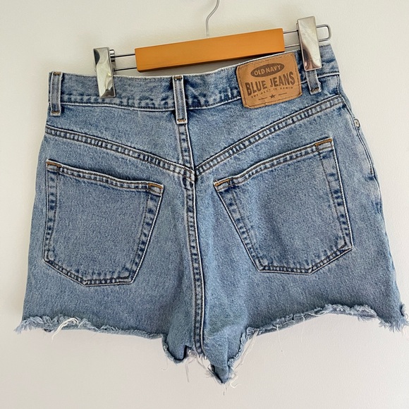 Vintage old Navy cutoffs size 8 - Picture 2 of 2